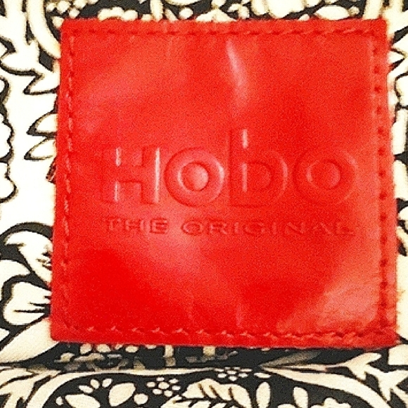 HOBO The Original Black Leather Shoulder Bag - Picture 5 of 8